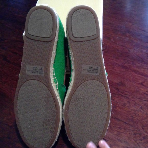 Michael Kors Meg Espaadrilles - Picture 5 of 5